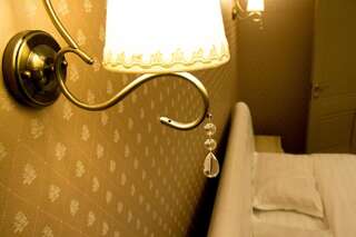 Отель Altyn Hotel Нур-Султан Большой двухместный номер с 1 кроватью-10